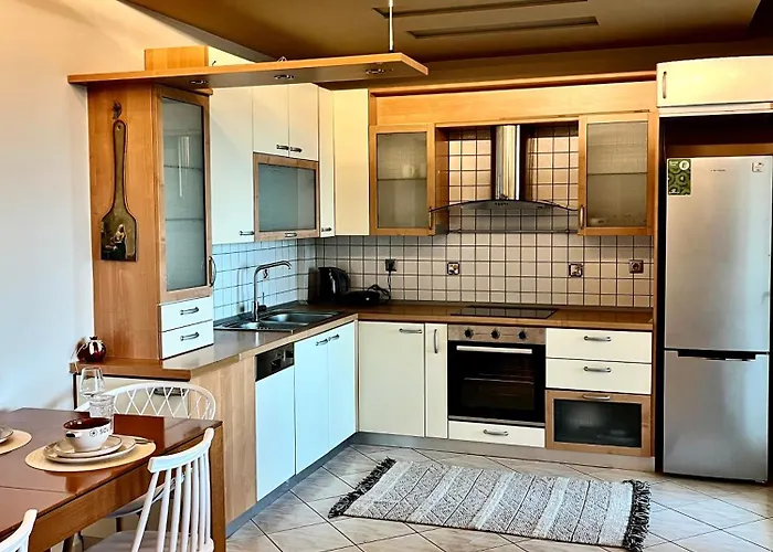 Sunnyspot Apartment *